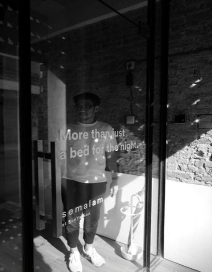 Hostel Semalam At Sun Yat Sen - Self Check In Medan Exterior foto